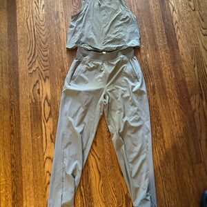 Lululemon set size 4, worn once
